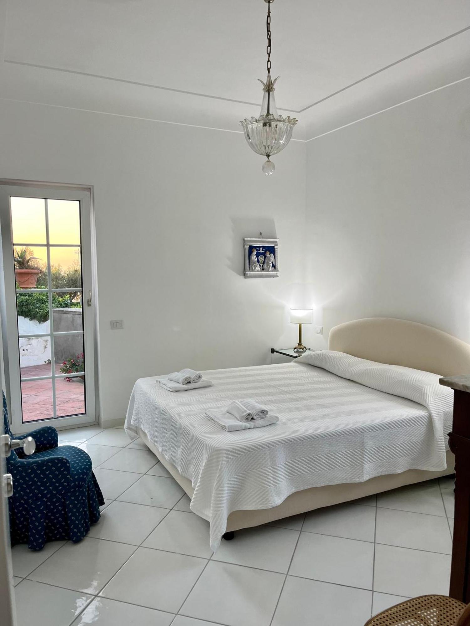Capri Villa Vittoria By Capri Property อนากาปรี ภายนอก รูปภาพ